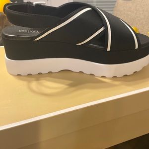 Michael kor sandal